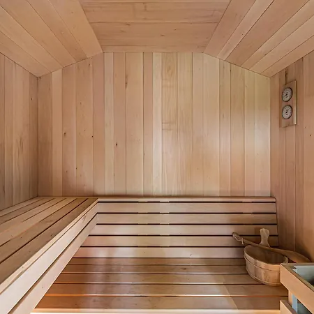 Chalet Familial Avec Sauna, Proche Remontees Mecaniques, - Fr-1-569-79
